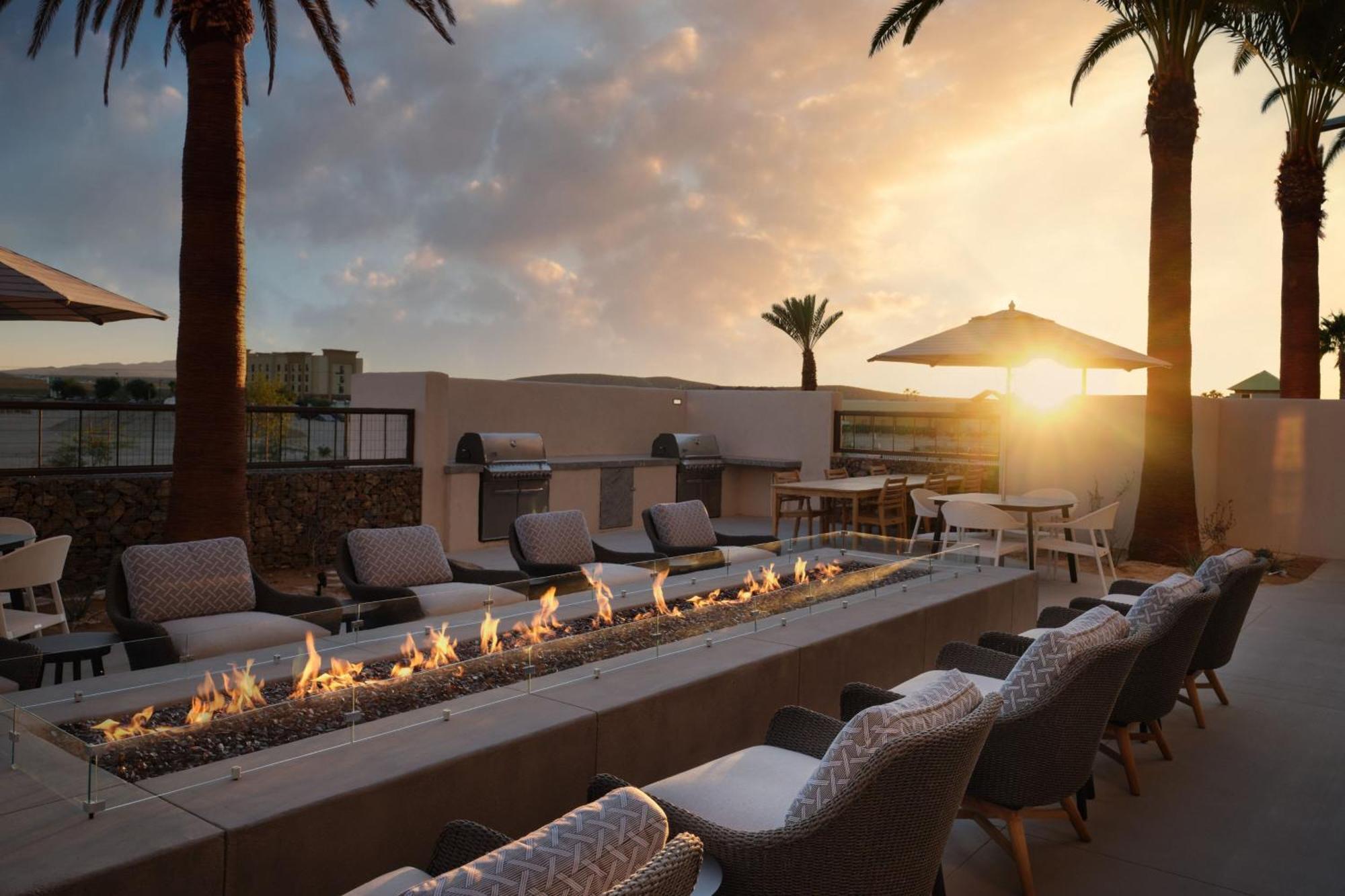 Towneplace Suites By Marriott Marriott Барстоу Екстериор снимка